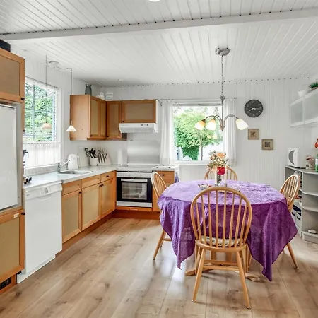 Gravers - 300m From The Sea By Interhome *
